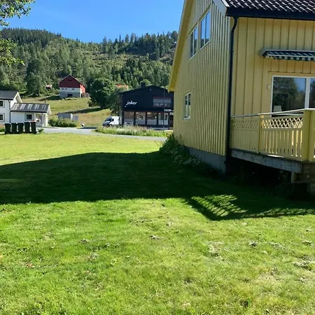 Sjarmerende Sentralt I Vest-telemark Casa de Férias