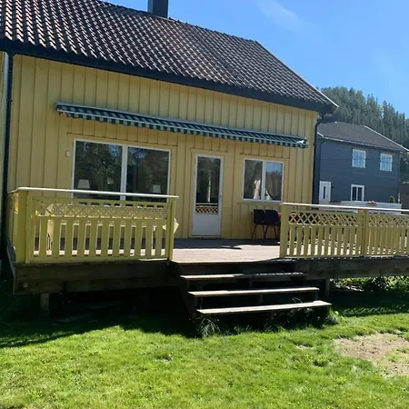 Sjarmerende Sentralt I Vest-telemark Nyaraló Hoydalsmo